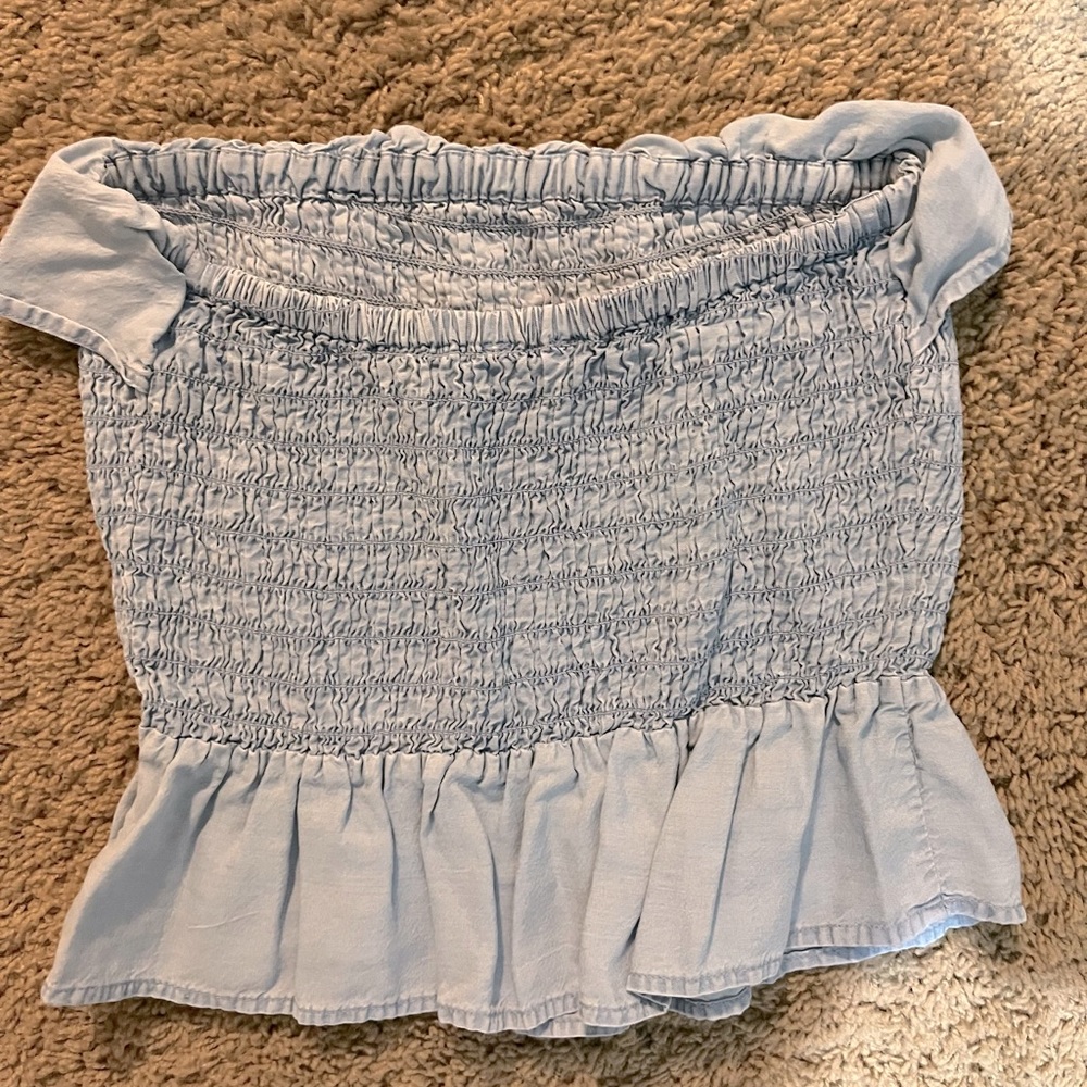 Light Blue Ruffle Crop Top - Picture 2 of 3